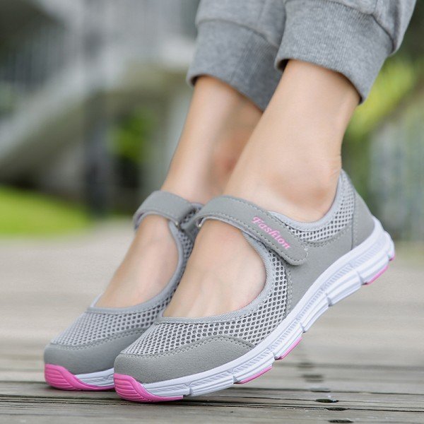 Summer Breathable Women Sneakers Healthy Walking Shoes Outdoor Mesh Antislip Sport Running Shoes Mother Gift Comfort Light Flats